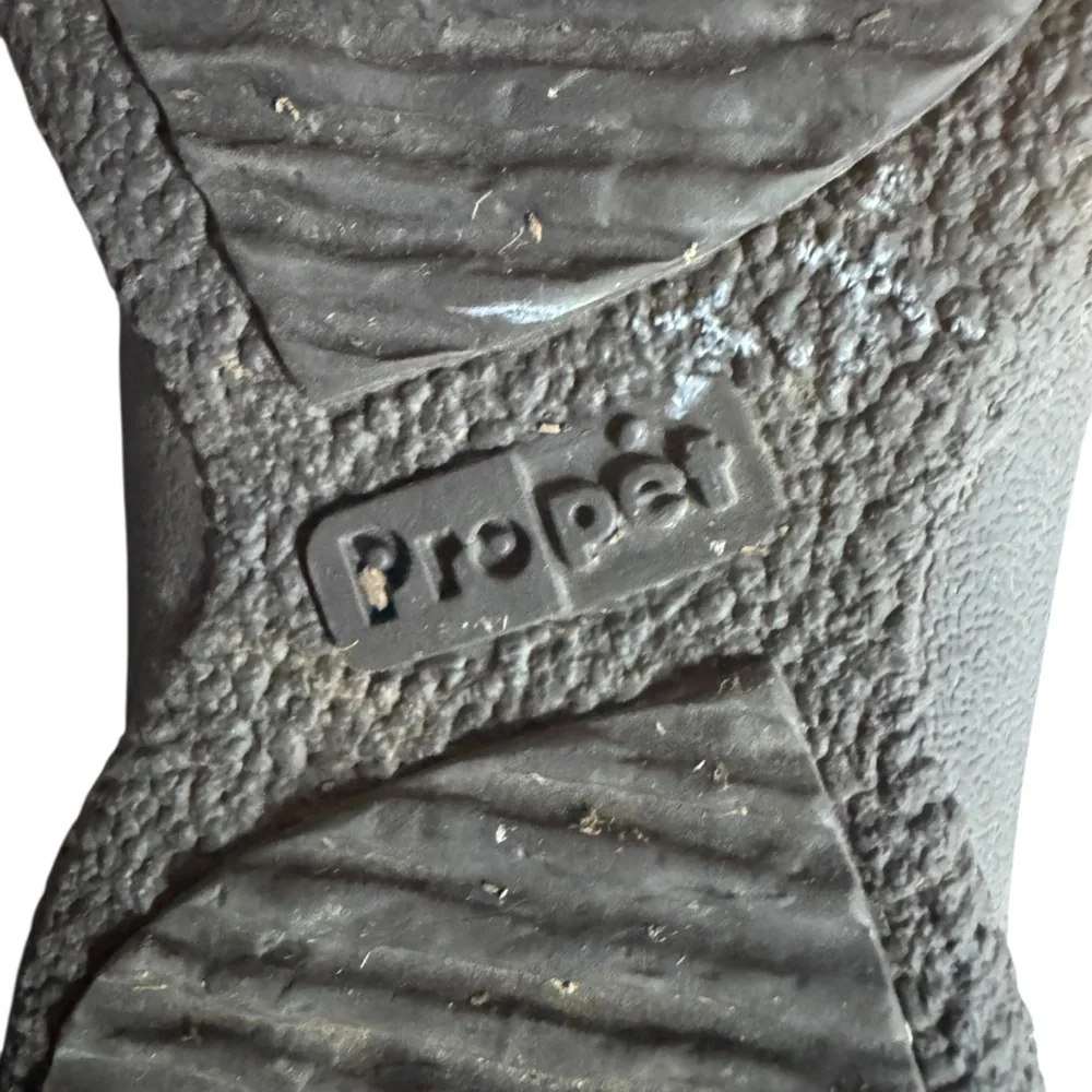 Propet cozy stylish